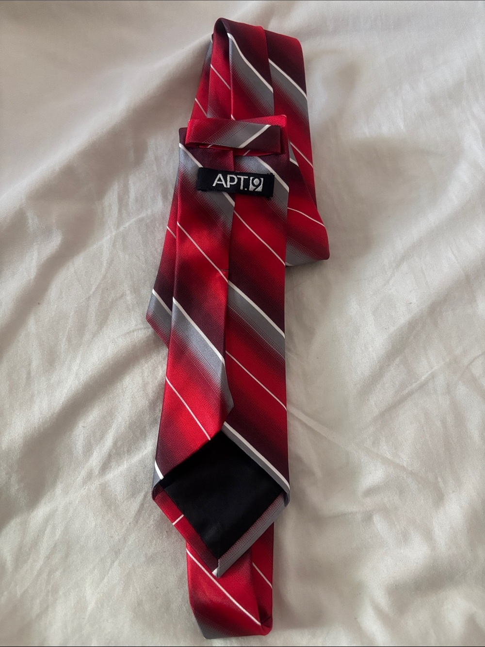 Apt. 9 Red and Gray Diagonal Stripe Men's Tie
